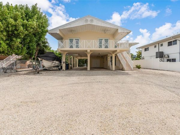 147 S Ocean Shores Dr , Key Largo, FL 33037