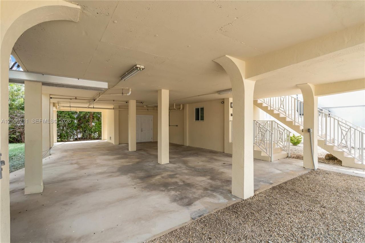 147 S Ocean Shores Dr , Key Largo, FL 33037 Photo