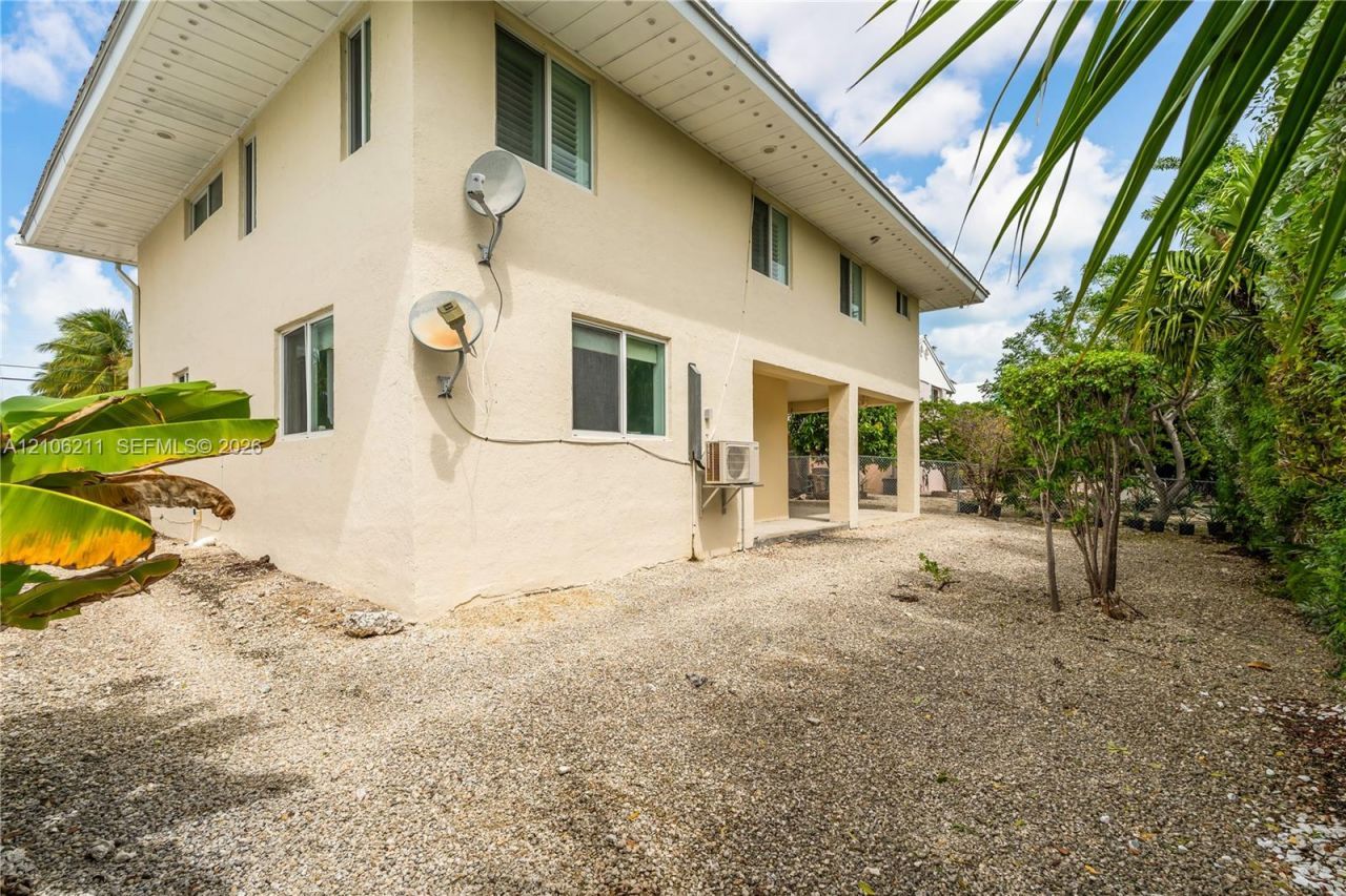 147 S Ocean Shores Dr , Key Largo, FL 33037 Photo
