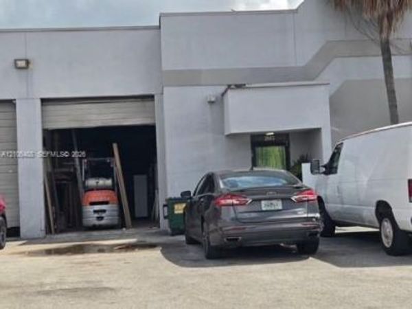 CABINATRY / FURNITURE MANUFACTURING , Hialeah, FL 33016