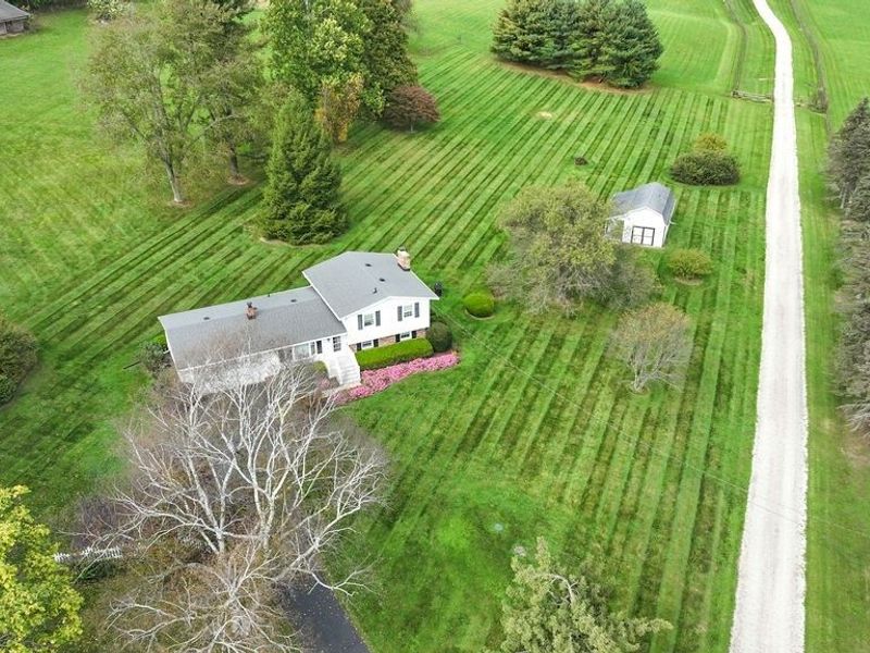 8069 Goodrich Road SW, Navarre, OH 44662 Photo 3