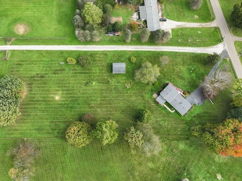 8069 Goodrich Road SW, Navarre, OH 44662 Photo 6