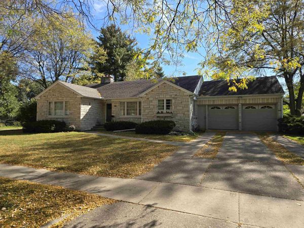 6817 South Avenue, Middleton, WI 53562