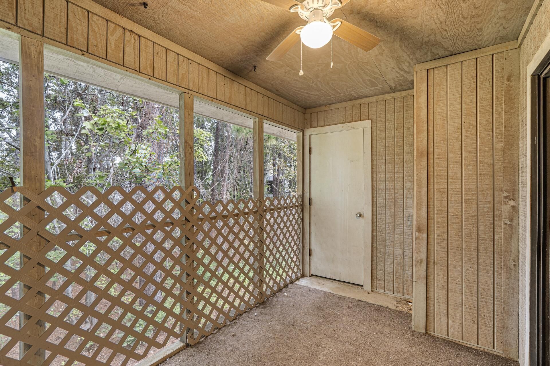 804 Greenmeadow Drive Photo 17