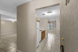 804 Greenmeadow Drive photo 4