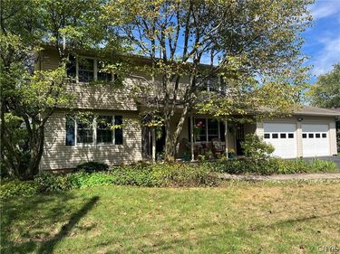 37 Elm Hill Way, Camillus, NY 13031