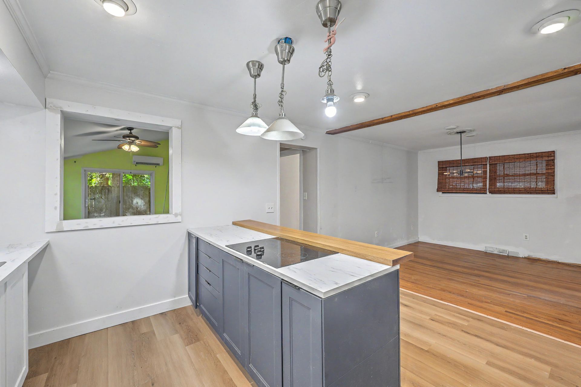 317 Ashley Drive Photo 10