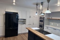 317 Ashley Drive photo 4