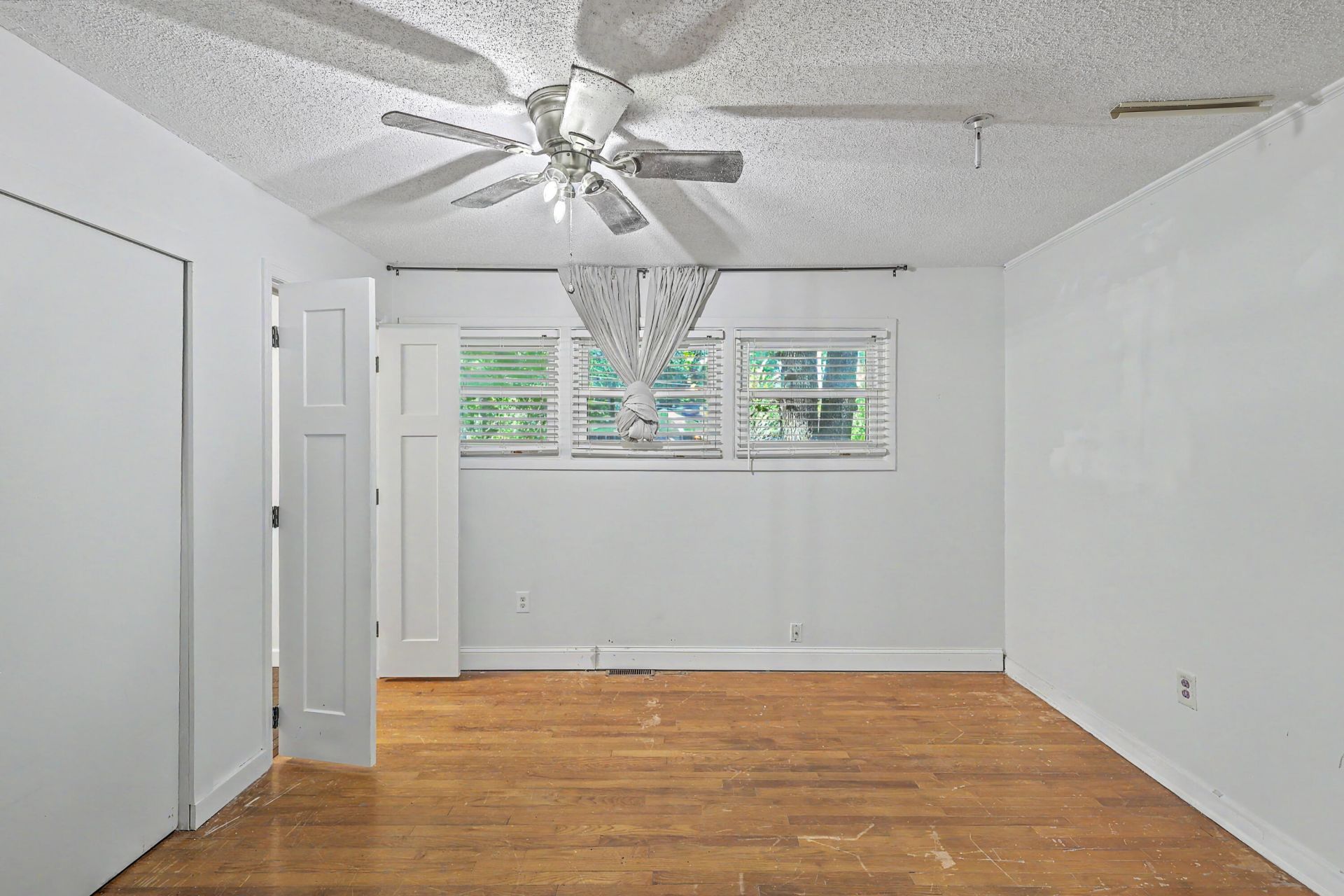 317 Ashley Drive Photo 22