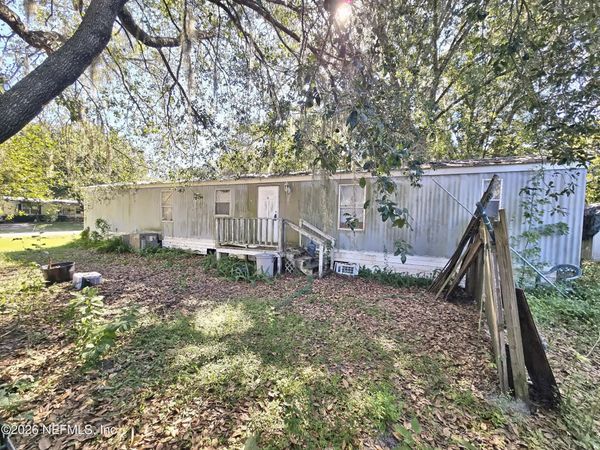 251 TARPON Boulevard, Palatka, FL 32177