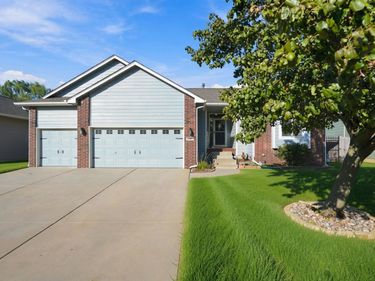 2419 S Westgate, Wichita, KS 67215
