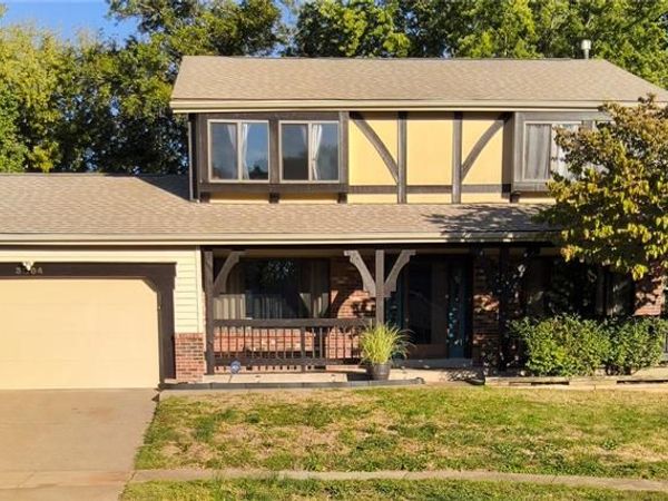 3804 Trinity Circle , Florissant, MO 63034