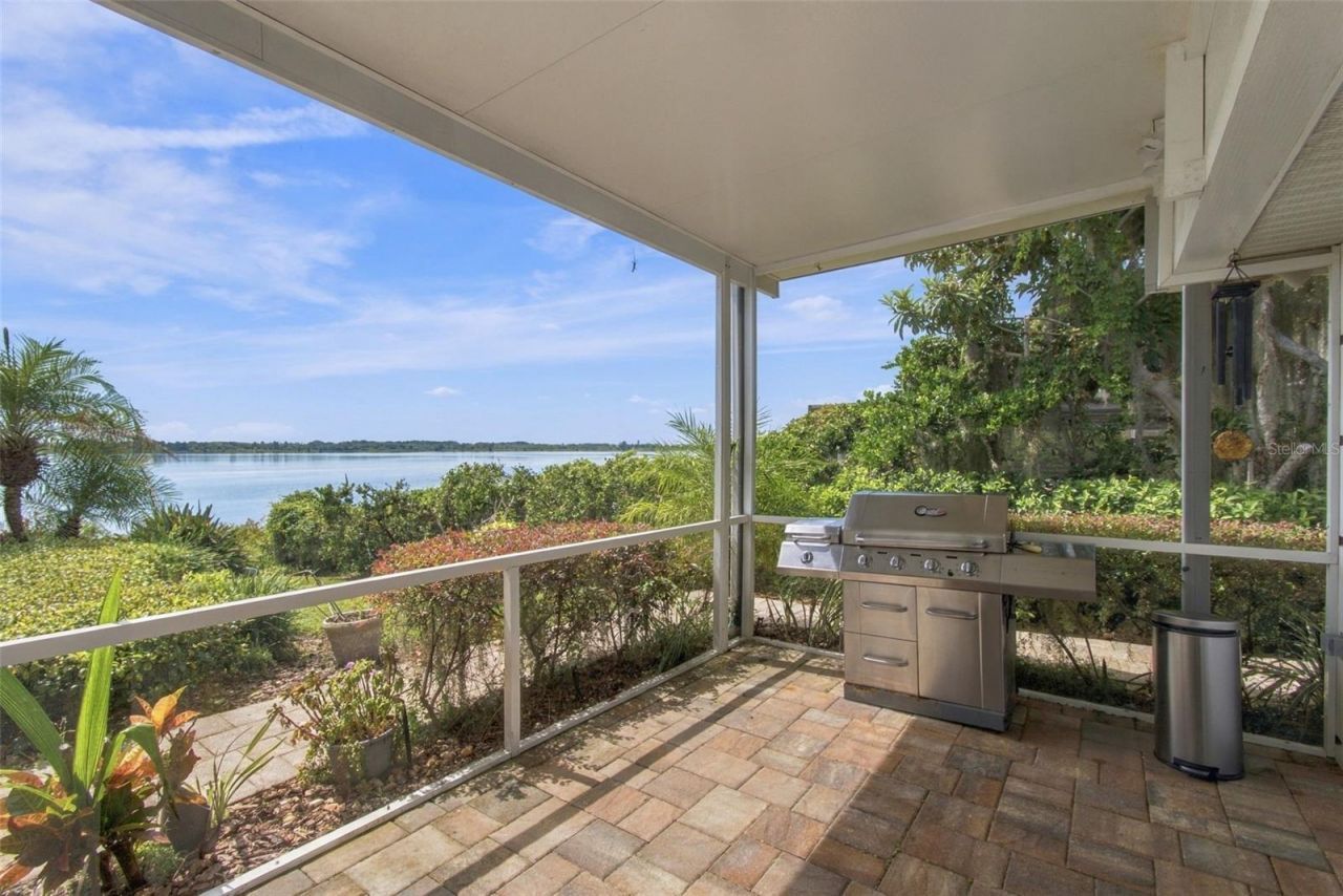 1921 Manor Circle Se, Winter Haven, FL 33880 Photo