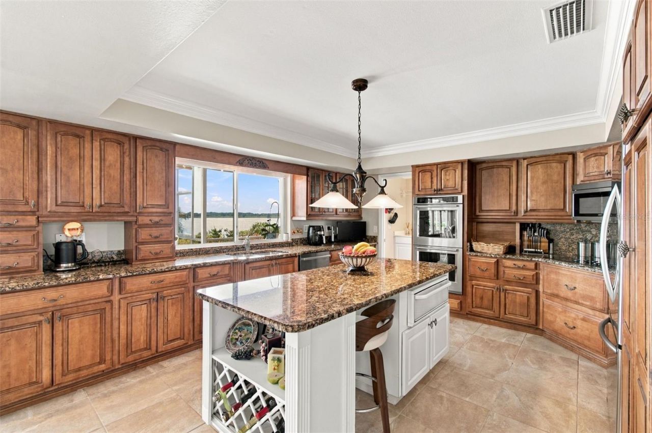 1921 Manor Circle Se, Winter Haven, FL 33880 Photo