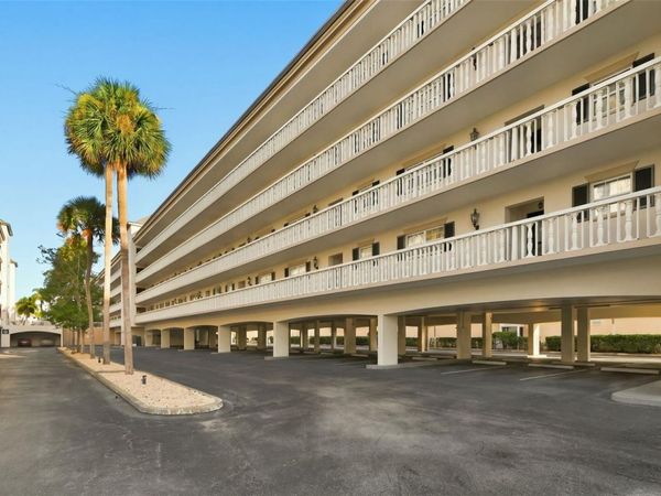 131 BLUFF VIEW DRIVE, Unit 107, BELLEAIR BLUFFS, FL 33770