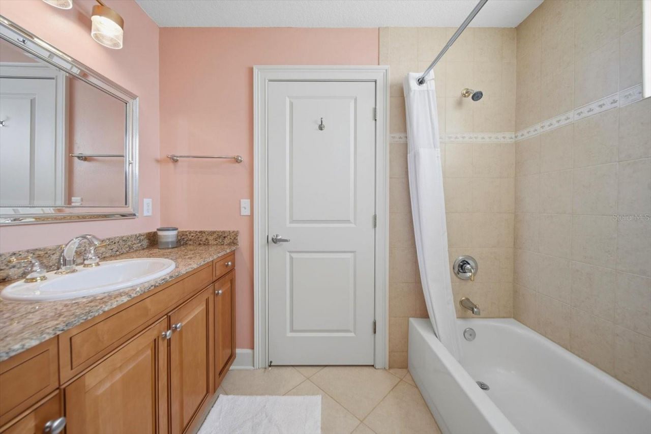 19600 Gulf Boulevard, Unit 301, Indian Shores, FL 33785 Photo