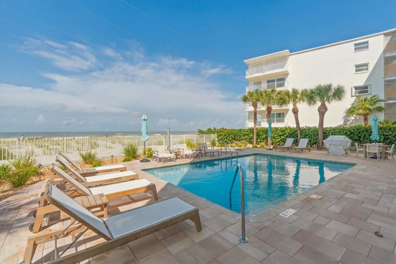 19600 Gulf Boulevard, Unit 301, Indian Shores, FL 33785 Photo