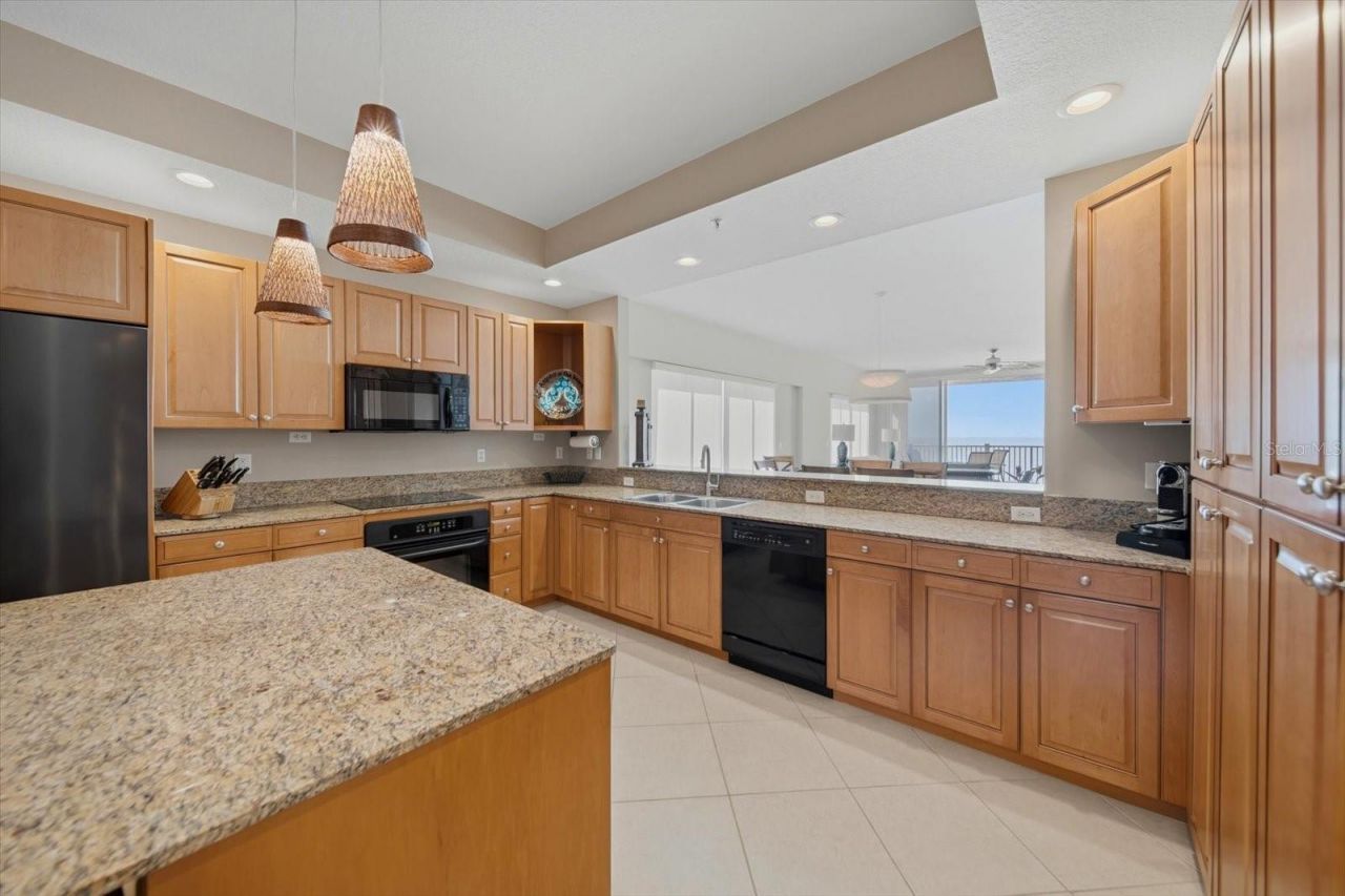19600 Gulf Boulevard, Unit 301, Indian Shores, FL 33785 Photo