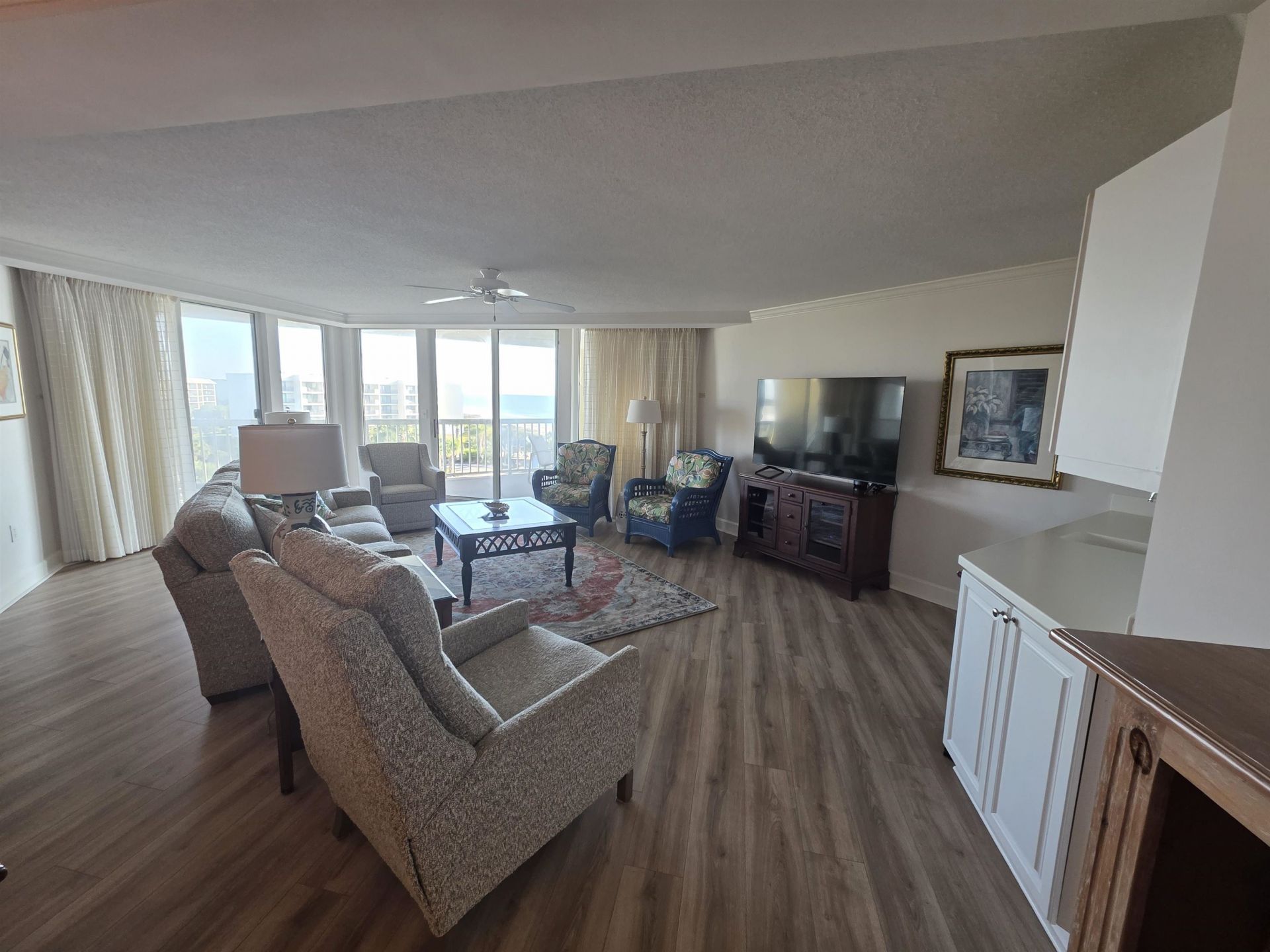 125 S Dunes Dr.  Photo 7