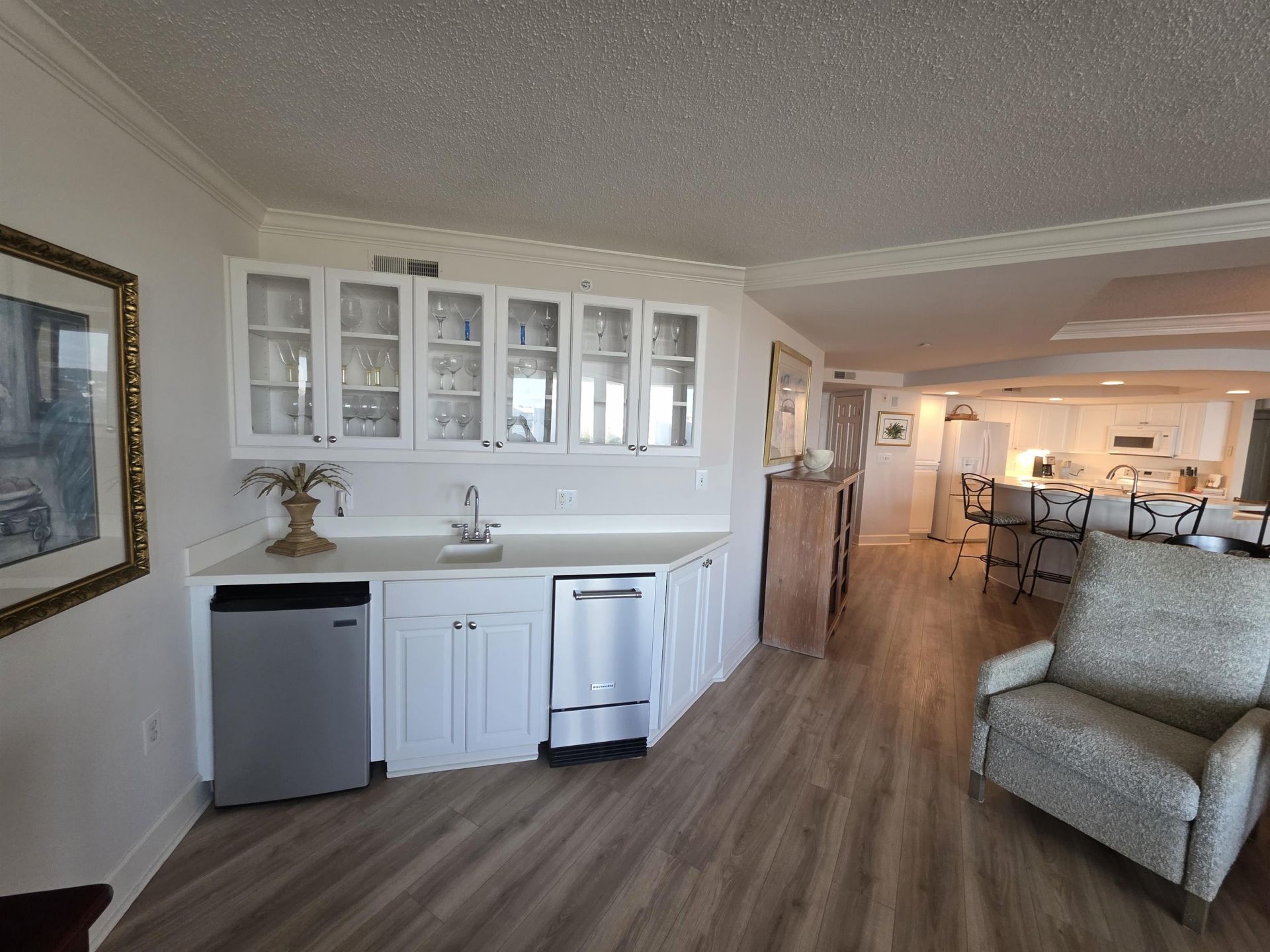 125 S Dunes Dr.  Photo 9