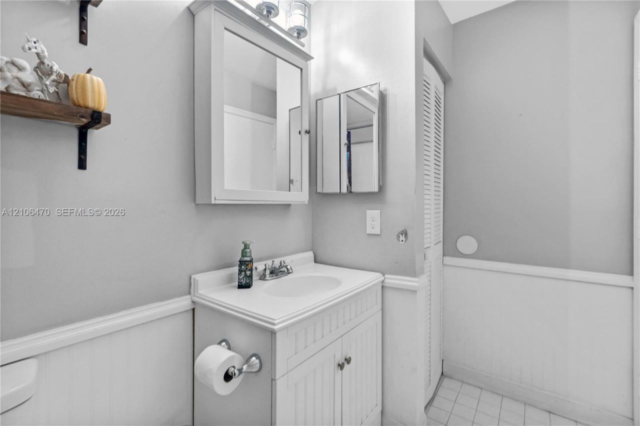 341 SW 182nd Way , Pembroke Pines, FL 33029 Photo