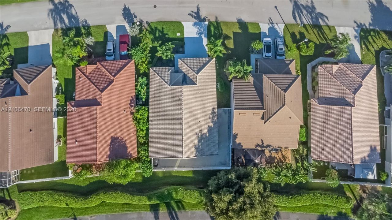 341 SW 182nd Way , Pembroke Pines, FL 33029 Photo