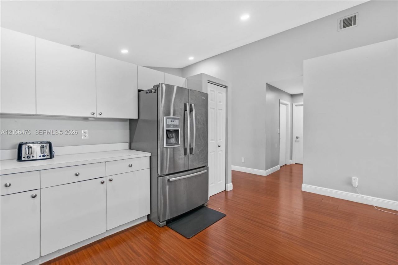 341 SW 182nd Way , Pembroke Pines, FL 33029 Photo