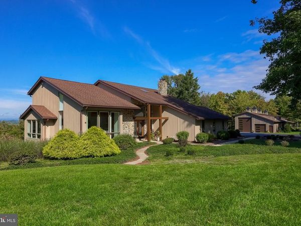 148 FOREST LANE , ELIZABETHTOWN, PA 17022
