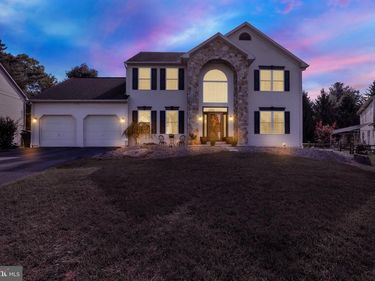 15 BRASSIE CIRCLE, READING, PA 19607