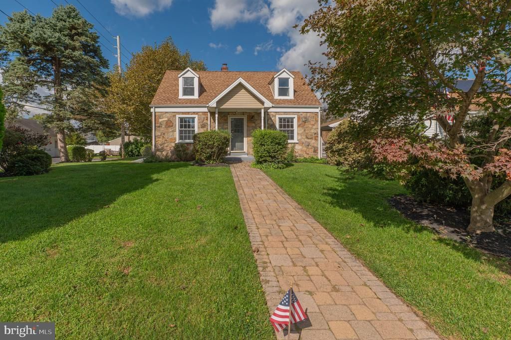 EMMAUS, PA 18049