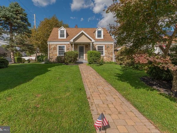 EMMAUS, PA 18049