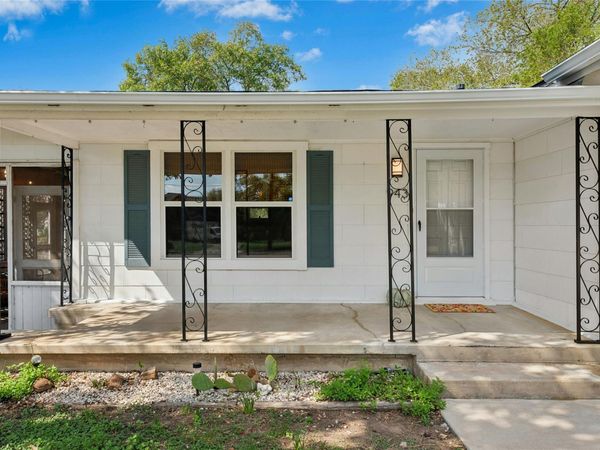 943 Clearfork ST, Lockhart, TX 78644