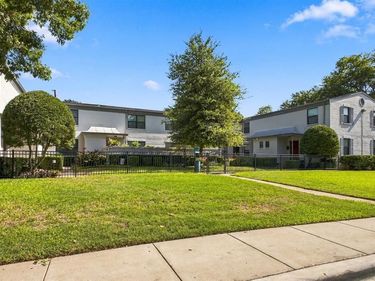 4904 Lahoma Street , Unit 4904, Dallas, TX 75235