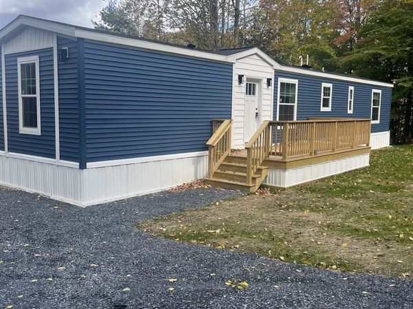 86 Route 4A Route, Unit 4 Upper, Lebanon, NH 03766