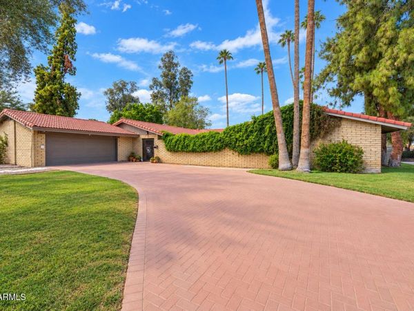 2048 E GOLF Avenue, Tempe, AZ 85282