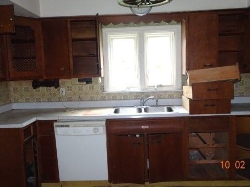 11670 State Road, North Royalton, OH 44133 Photo 2