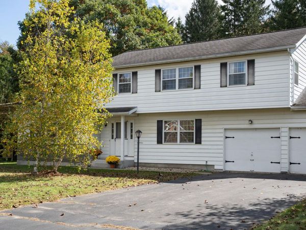 26 Bellwood Lane, Castleton, NY 12033