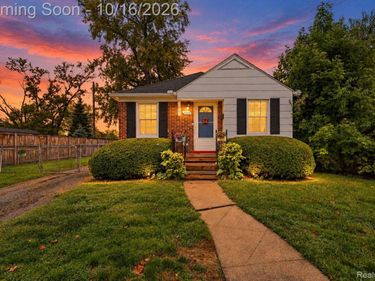853 Wordsworth Street, Ferndale, Mi 48220