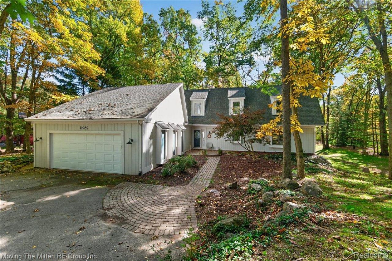 11982 Brandywine Drive, Brighton Township, Mi 48114 Main Photo