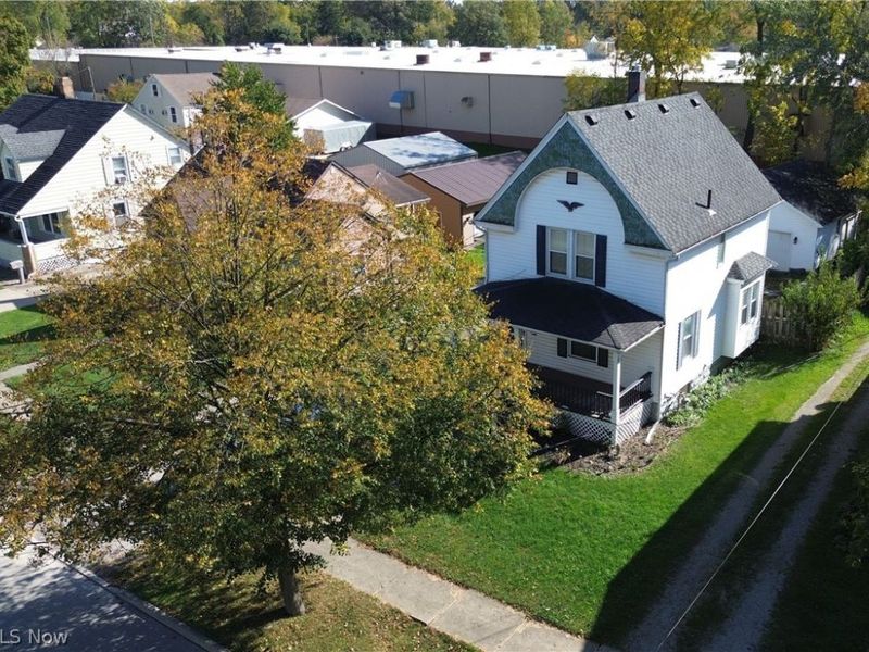407 W Herrick Avenue, Wellington, OH 44090 Photo 3