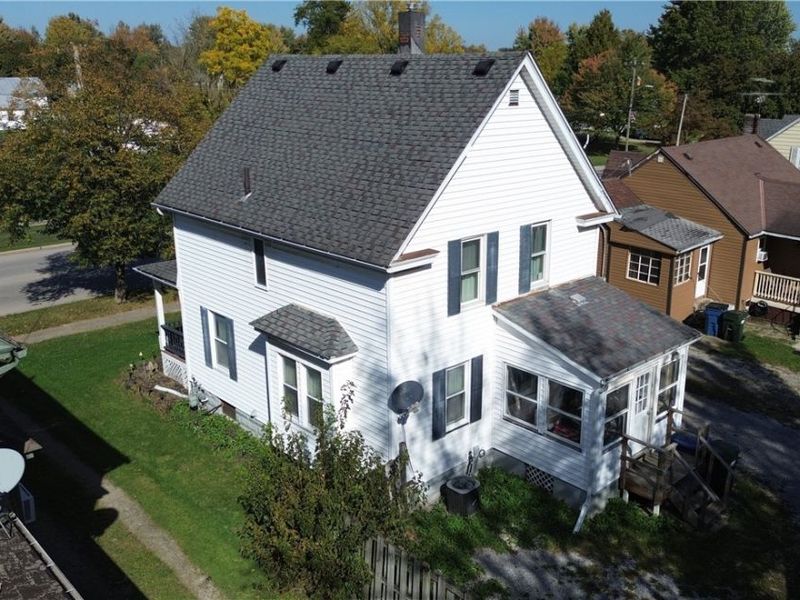 407 W Herrick Avenue, Wellington, OH 44090 Photo 4