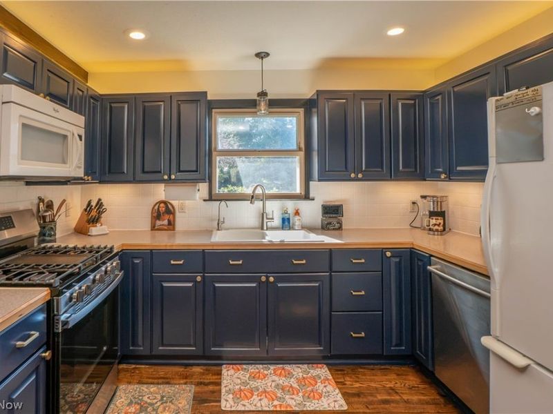 5522 Grove Street, Louisville, OH 44641 Photo 17
