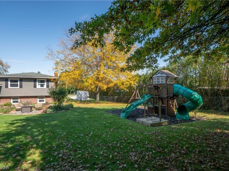 5522 Grove Street, Louisville, OH 44641 Photo 47