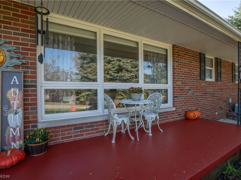 5522 Grove Street, Louisville, OH 44641 Photo 5
