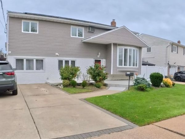 3437 Bertha Drive, Baldwin, NY 11510