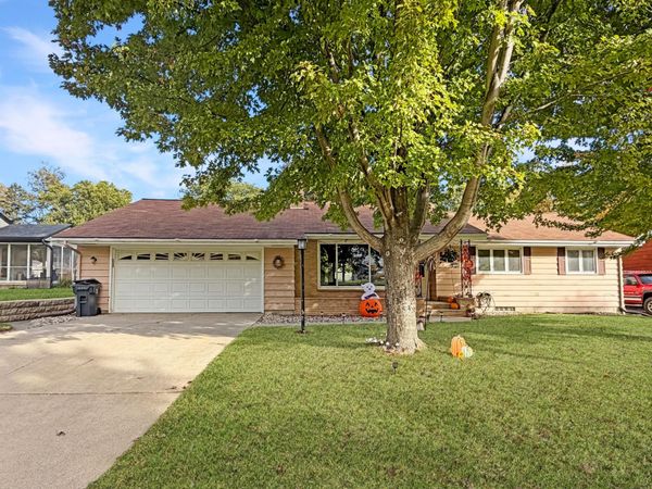 219 E Hollett Street , Tracy, MN 56175