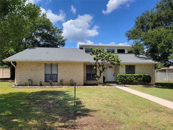 2008 Meadow Brook DR, Round Rock, TX 78664