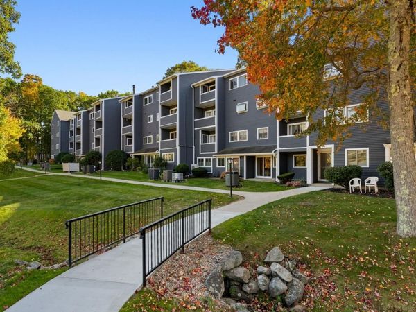 400 Colonial Dr, Unit 21, Ipswich, MA 01938