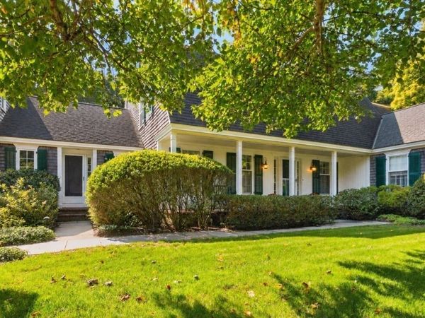 78 Plantingfield Way, Edgartown, MA 02568
