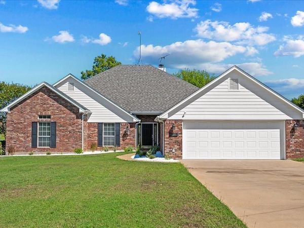 27207 Meadowmore Drive, Whitney, TX 76692